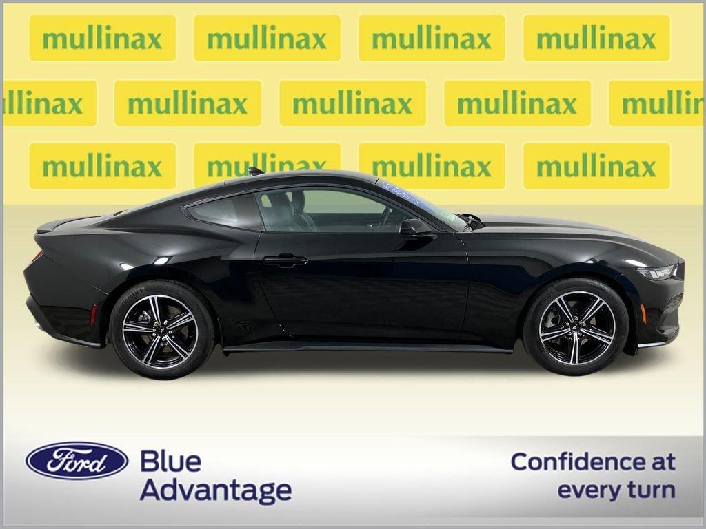 Ford Mustang Ecoboost Premium - Thumbnail 3