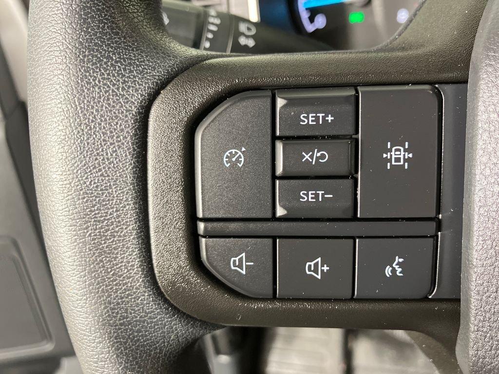 Ford F-150 Xl - Thumbnail 18