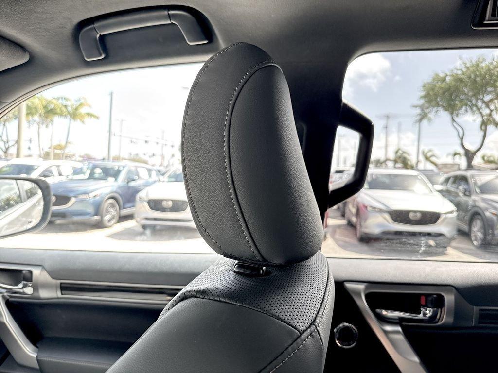 Lexus Gx 460 4Wd 4D Sport Utility - Thumbnail 18