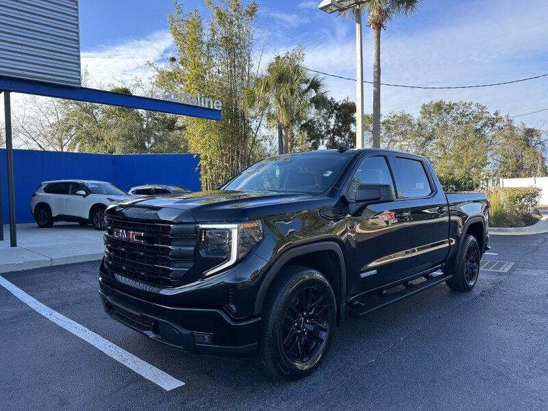 GMC Sierra 1500 - View 1