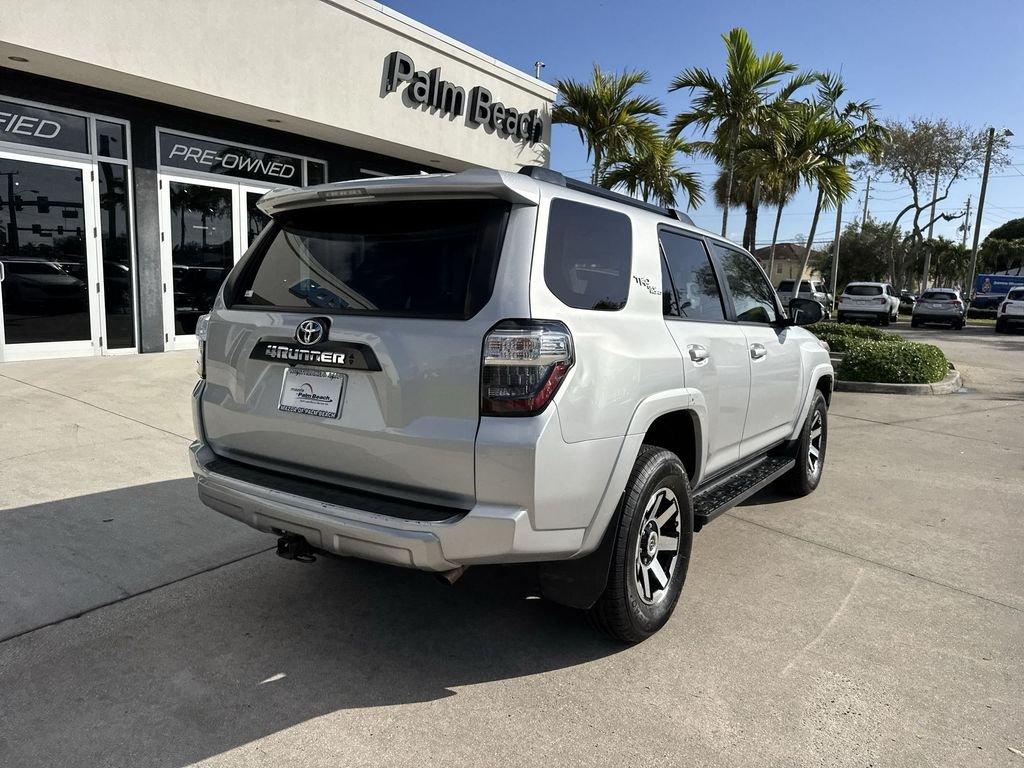 Toyota 4Runner Trd Off-Road Premium 4Wd 4D Sport Utility - Thumbnail 5