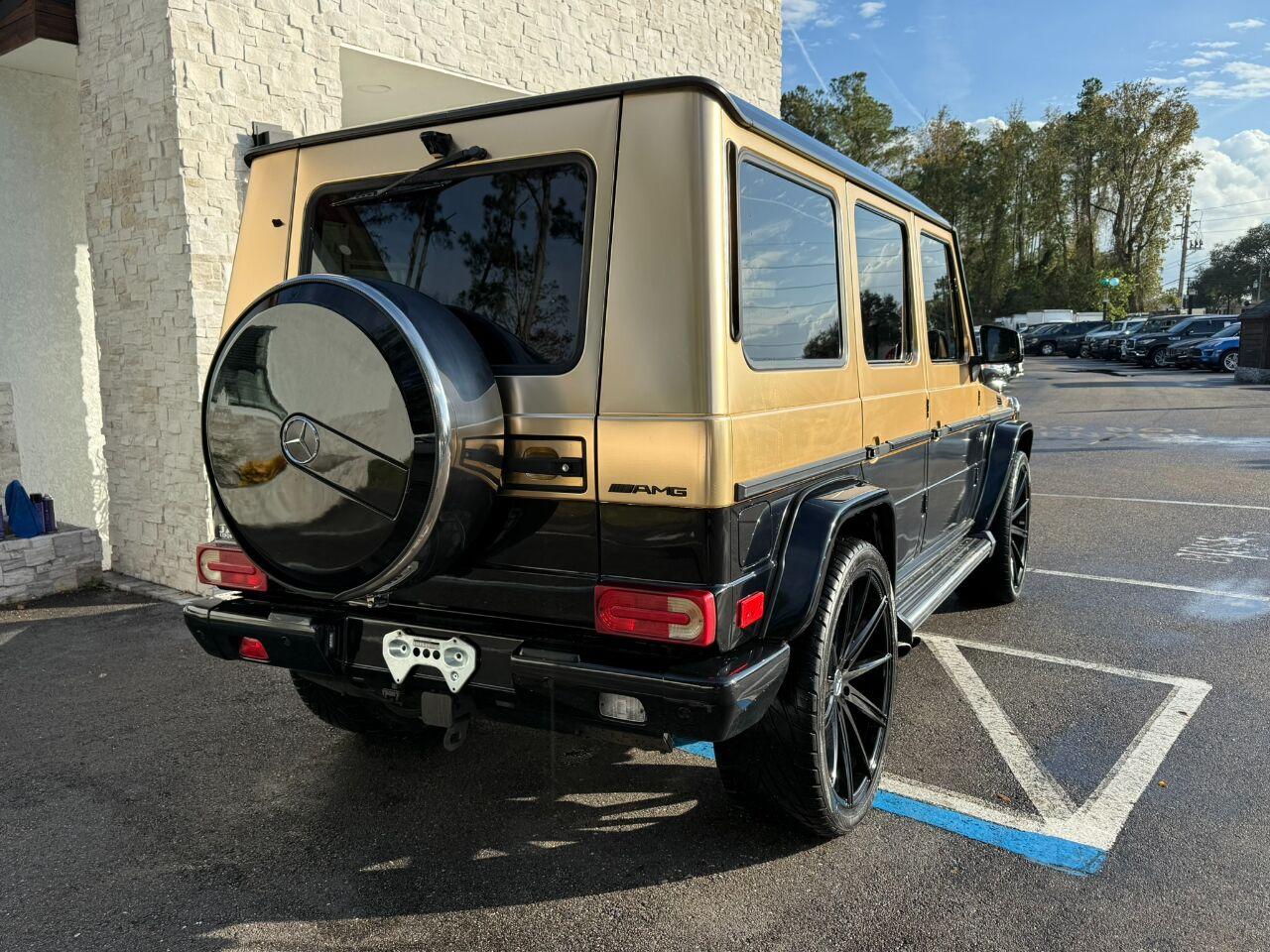 Mercedes-Benz G-Class - Thumbnail 19