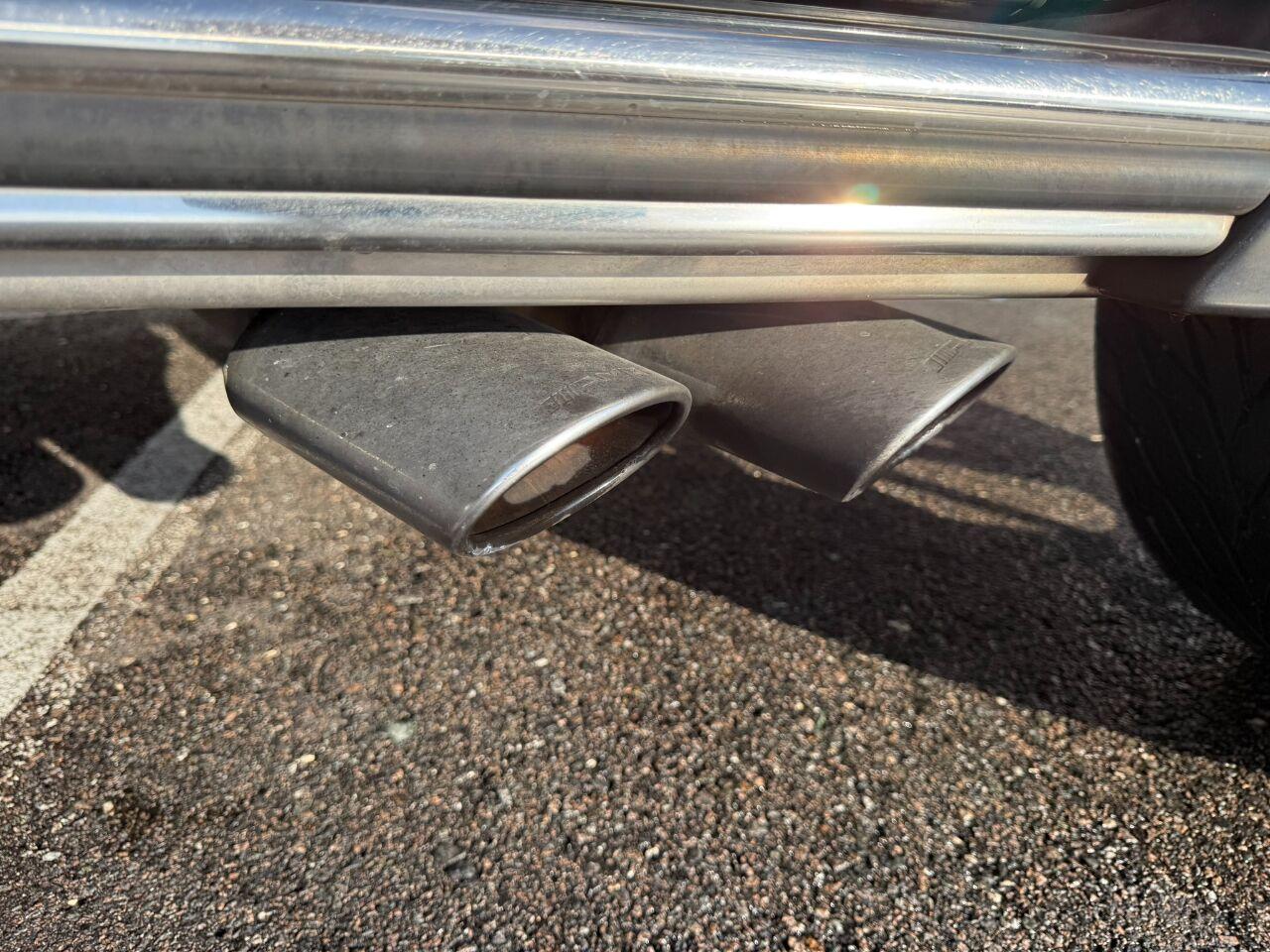 Mercedes-Benz G-Class - Thumbnail 16