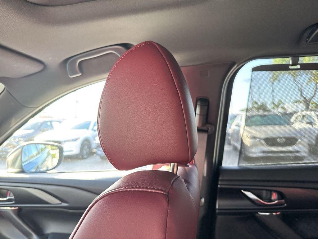 Mazda Cx-9 Carbon Edition Awd 4D Sport Utility - Thumbnail 18