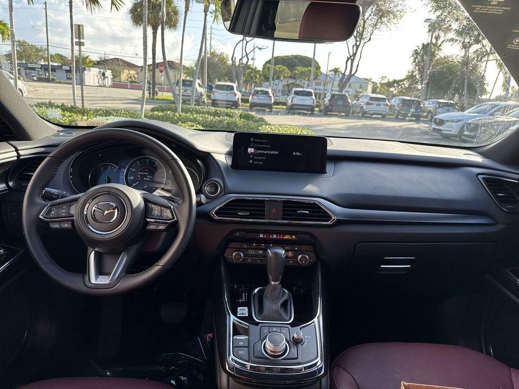 Mazda Cx-9 Carbon Edition Awd 4D Sport Utility - Thumbnail 16