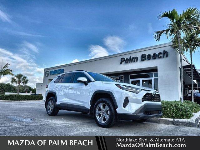 Toyota Rav4 Xle Fwd 4D Sport Utility - View 1