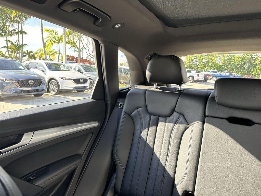 Audi Q5 Premium Plus Quattro Quattro 4D Sport Utility - Thumbnail 19
