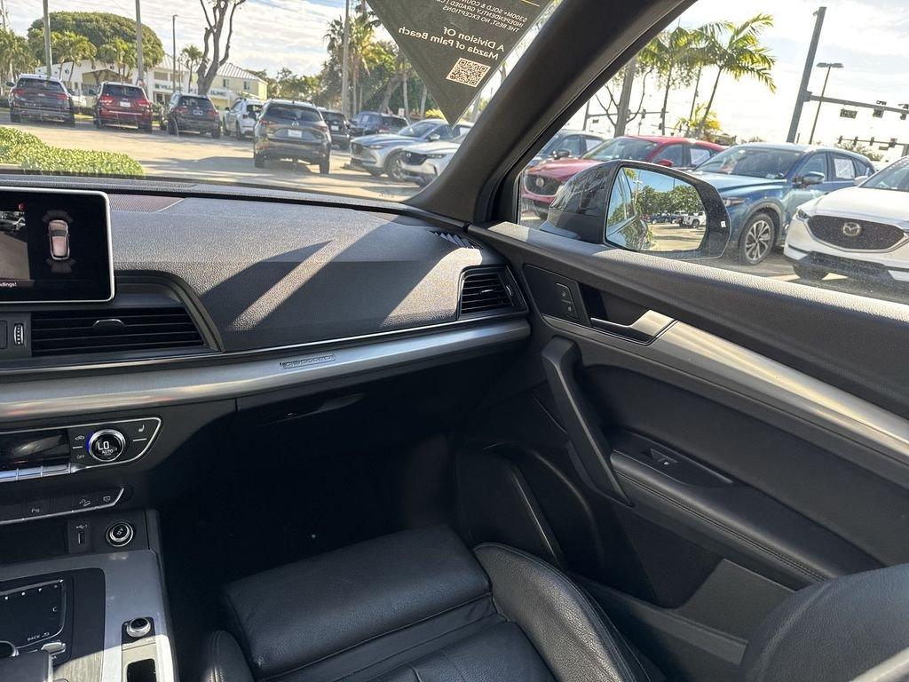 Audi Q5 Premium Plus Quattro Quattro 4D Sport Utility - Thumbnail 17