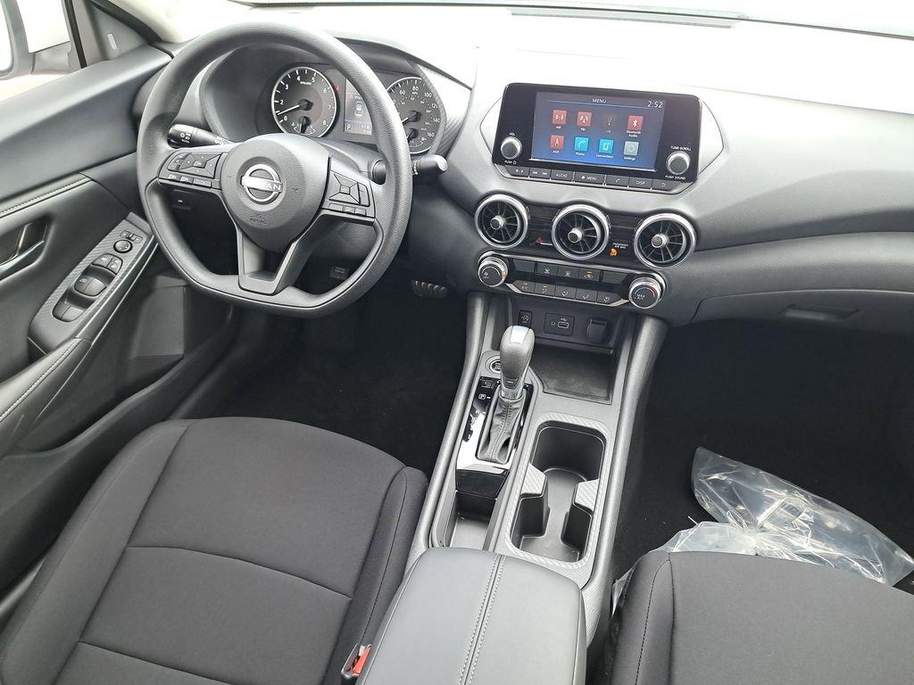 Nissan Sentra S - Thumbnail 16