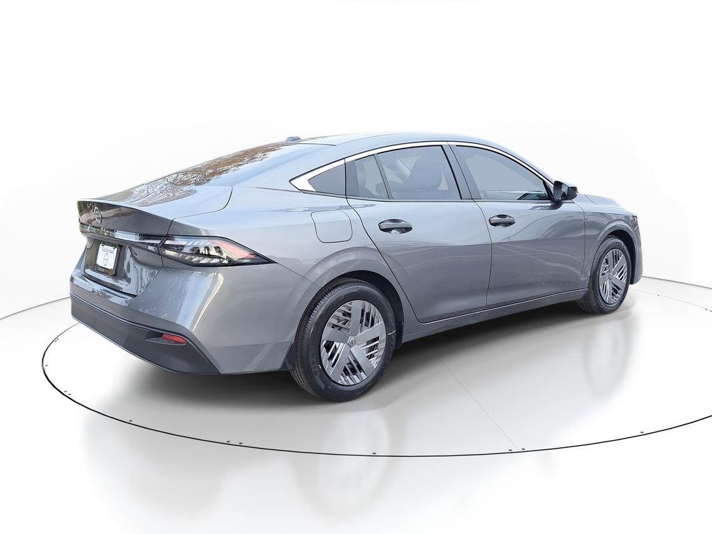 Nissan Sentra S - Thumbnail 8