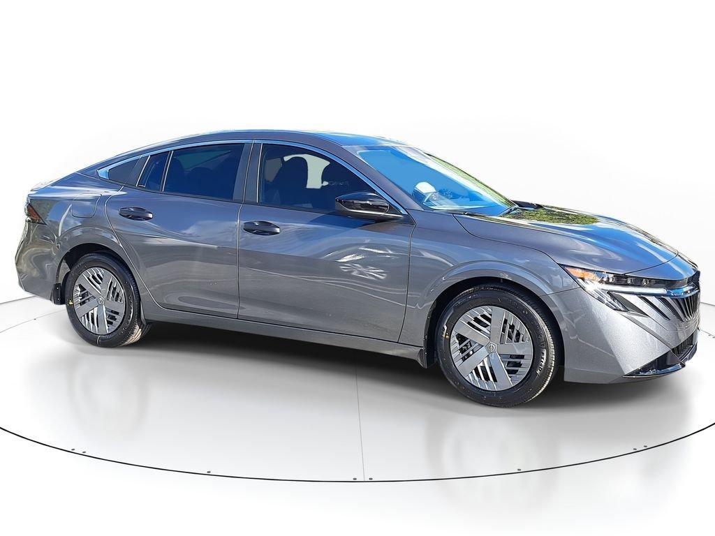 Nissan Sentra S - Thumbnail 3