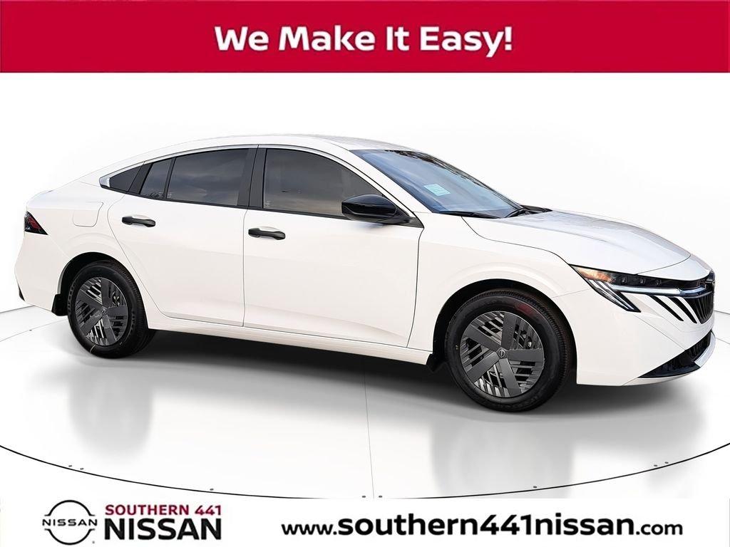 Nissan Sentra S - Thumbnail 2
