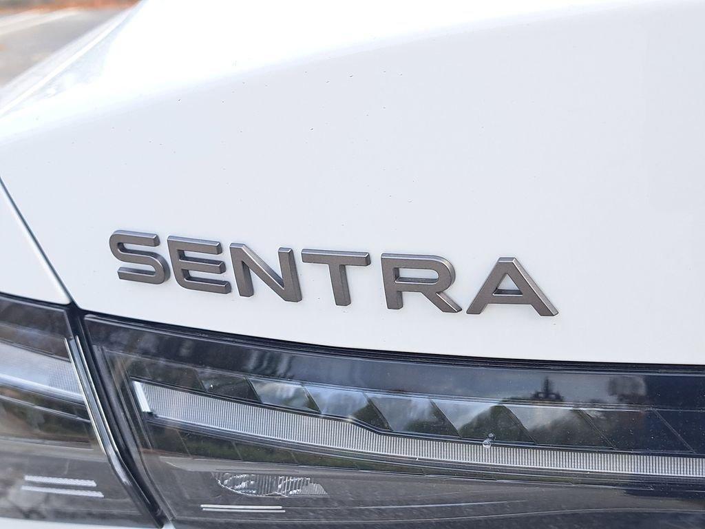 Nissan Sentra S - Thumbnail 10