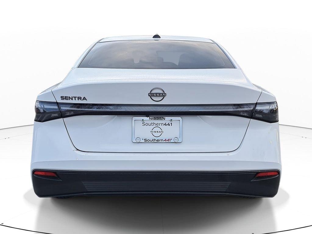 Nissan Sentra Sv - Thumbnail 7