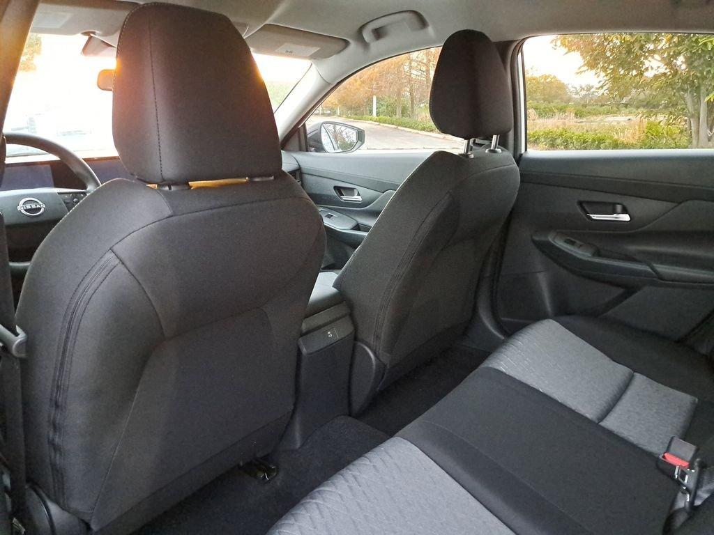 Nissan Sentra Sv - Thumbnail 12