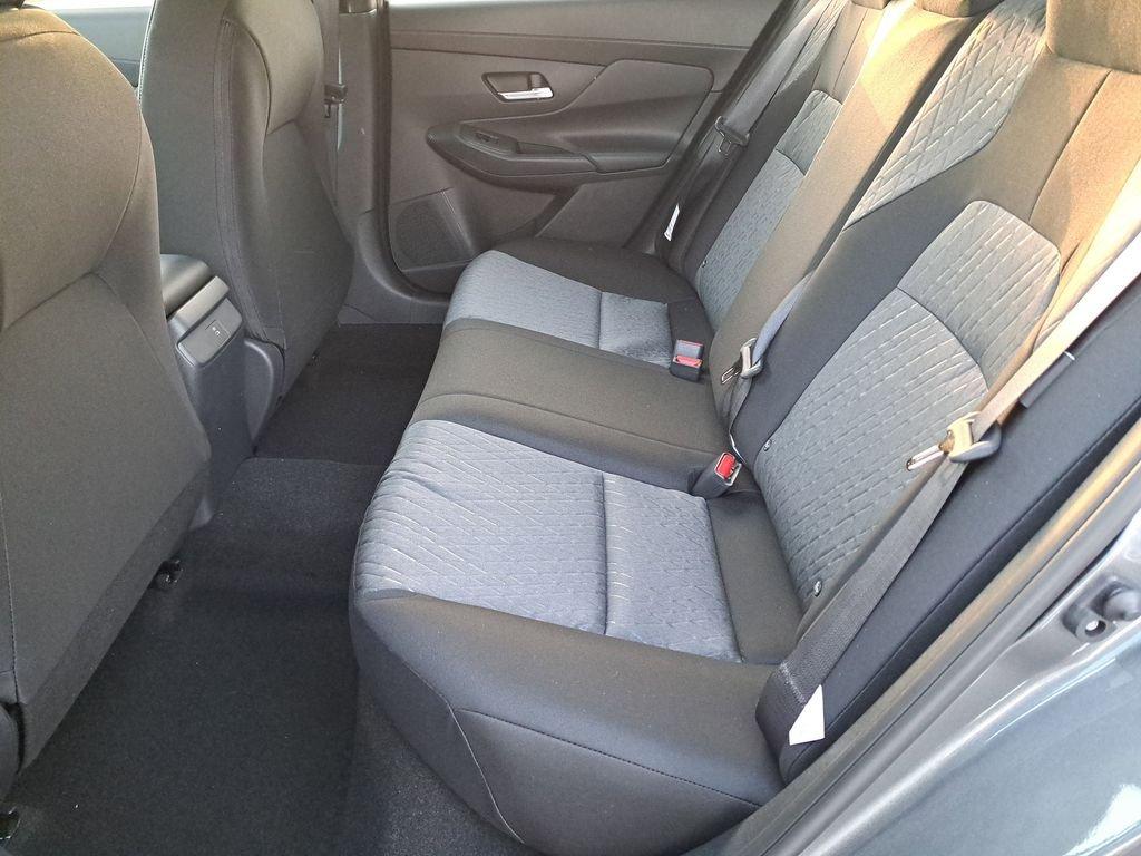 Nissan Sentra Sv - Thumbnail 13