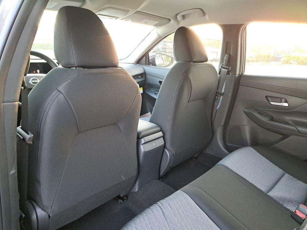 Nissan Sentra Sv - Thumbnail 12