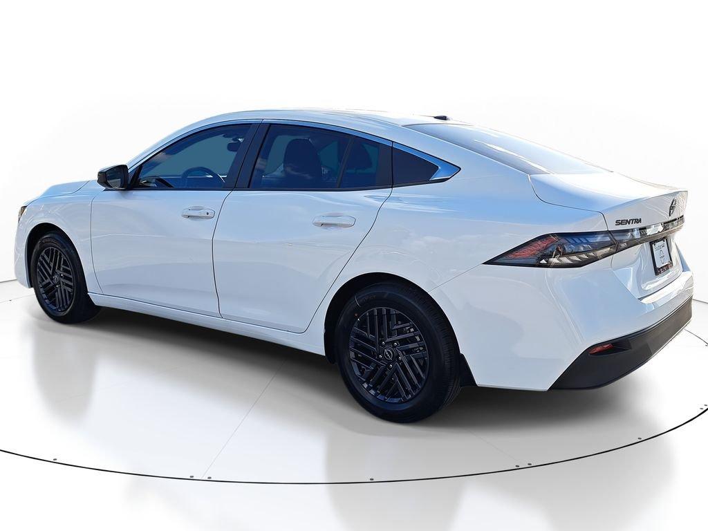 Nissan Sentra Sv - Thumbnail 6