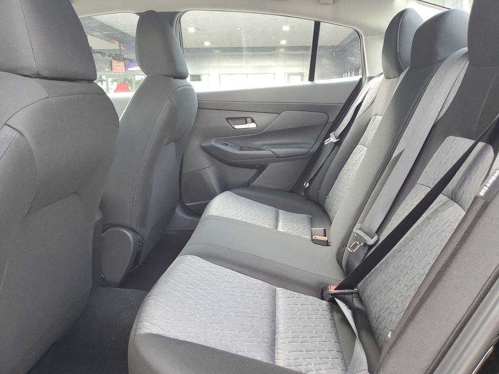 Nissan Sentra Sv - Thumbnail 12