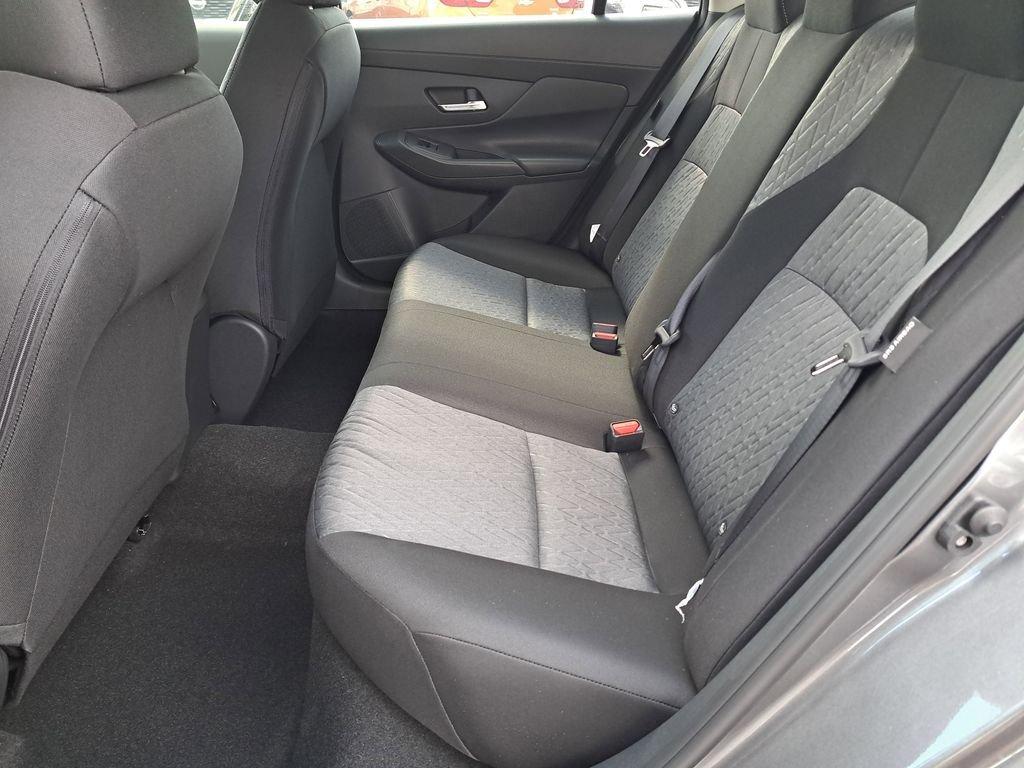 Nissan Sentra Sv - Thumbnail 13