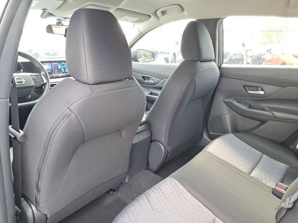 Nissan Sentra Sv - Thumbnail 12