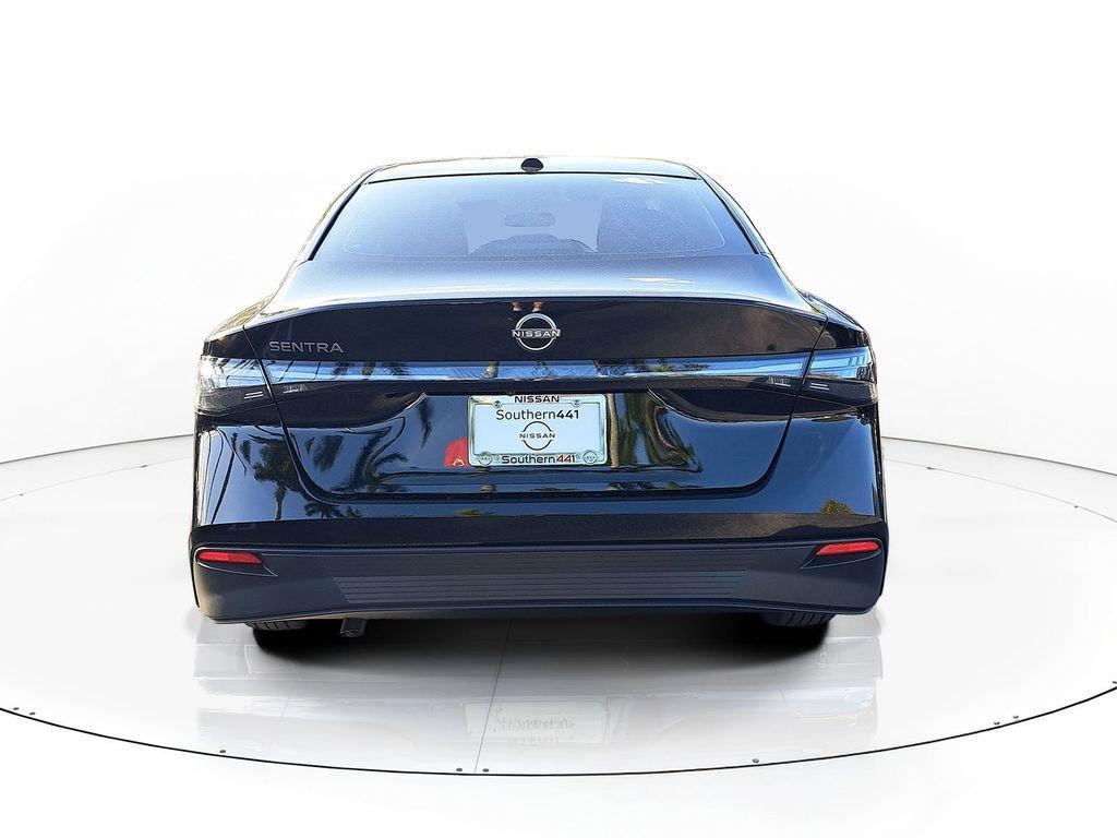 Nissan Sentra Sv - Thumbnail 7