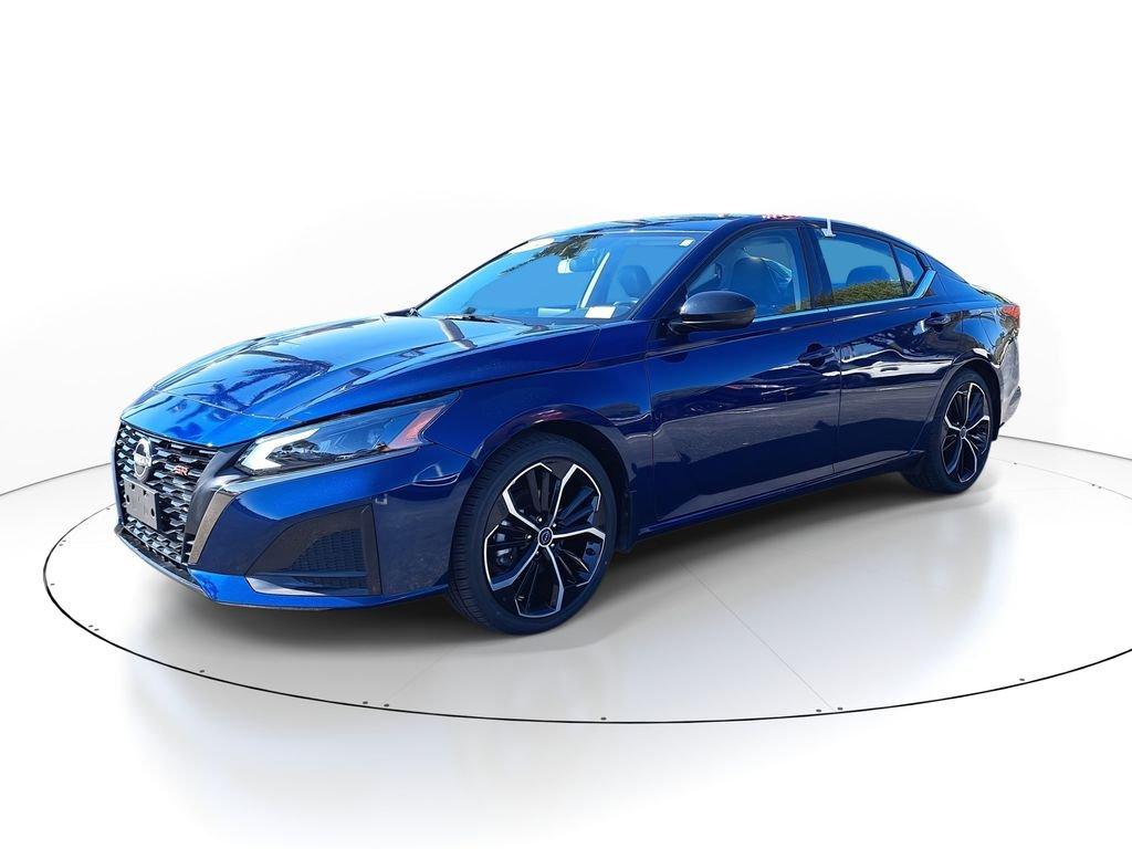 Nissan Altima 2.5 Sr - Thumbnail 5