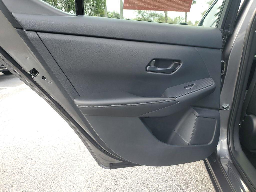 Nissan Sentra S - Thumbnail 17