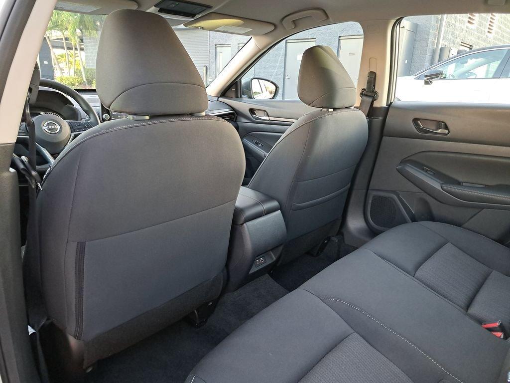 Nissan Altima 2.5 Sv - Thumbnail 12