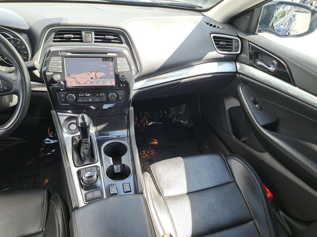 Nissan Maxima Sv - Thumbnail 18