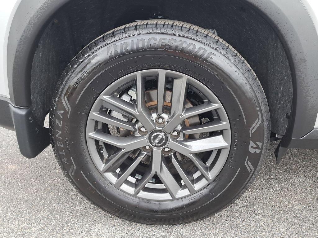 Nissan Rogue S - Thumbnail 9