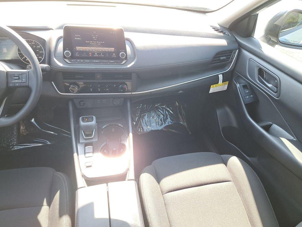 Nissan Rogue S - Thumbnail 18