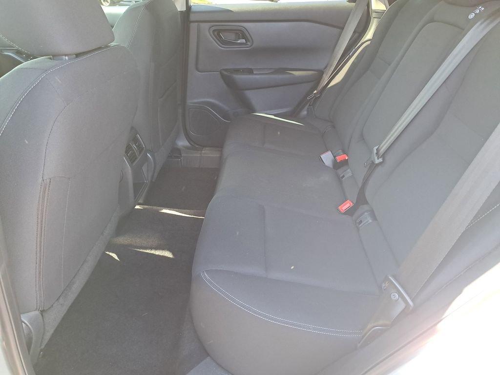 Nissan Rogue S - Thumbnail 13