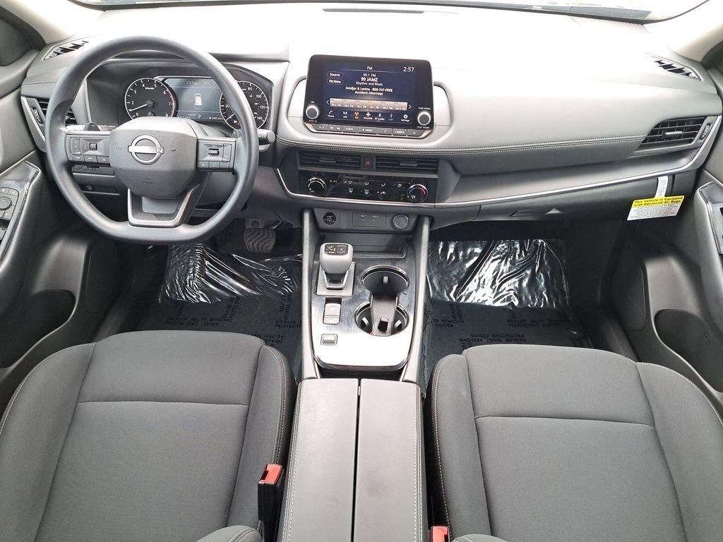 Nissan Rogue S - Thumbnail 17