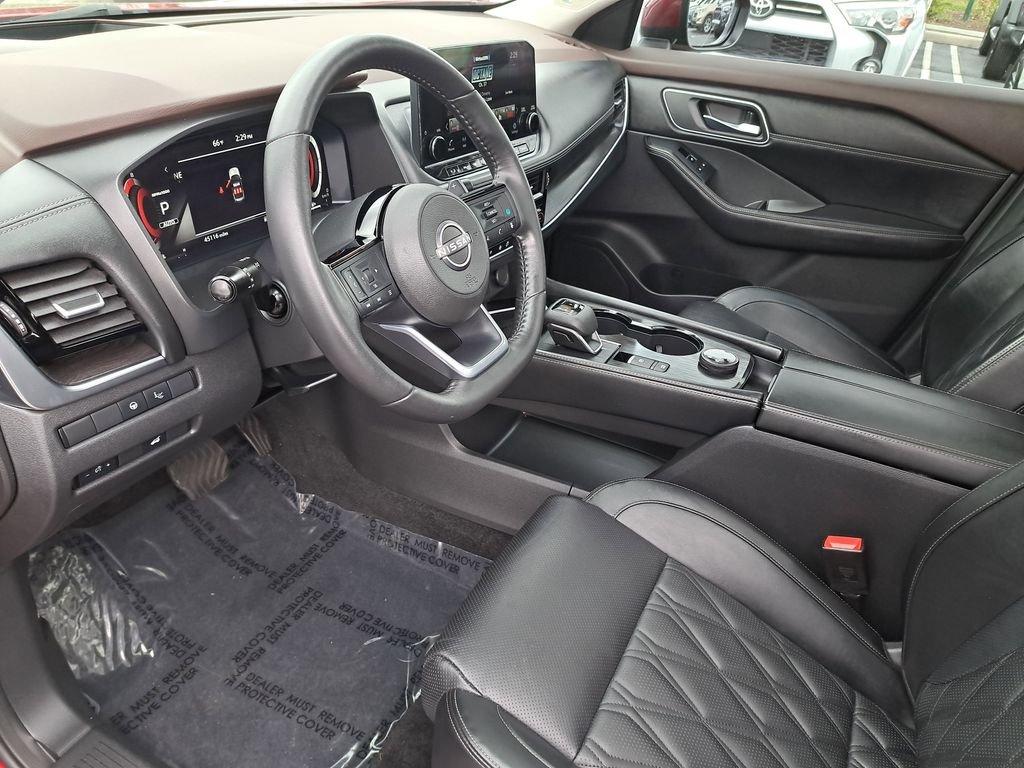 Nissan Rogue Platinum - Thumbnail 19