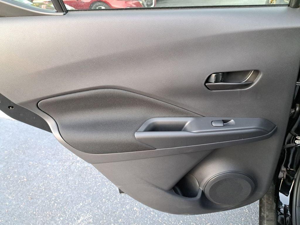 Nissan Kicks Play S - Thumbnail 15