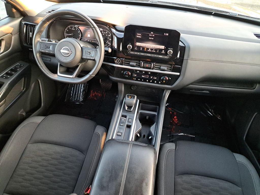 Nissan Pathfinder Sv - Thumbnail 16