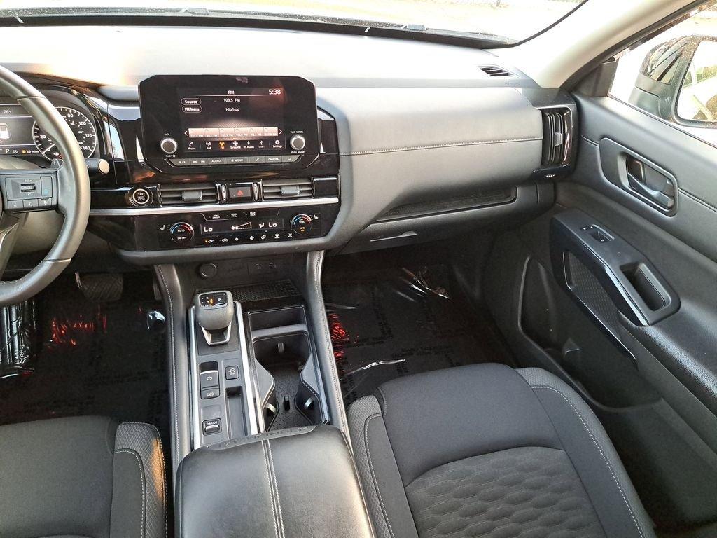 Nissan Pathfinder Sv - Thumbnail 18