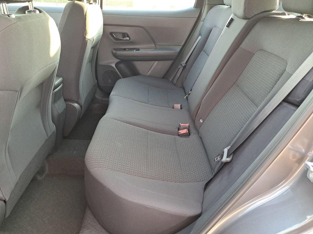 Nissan Kicks S - Thumbnail 13