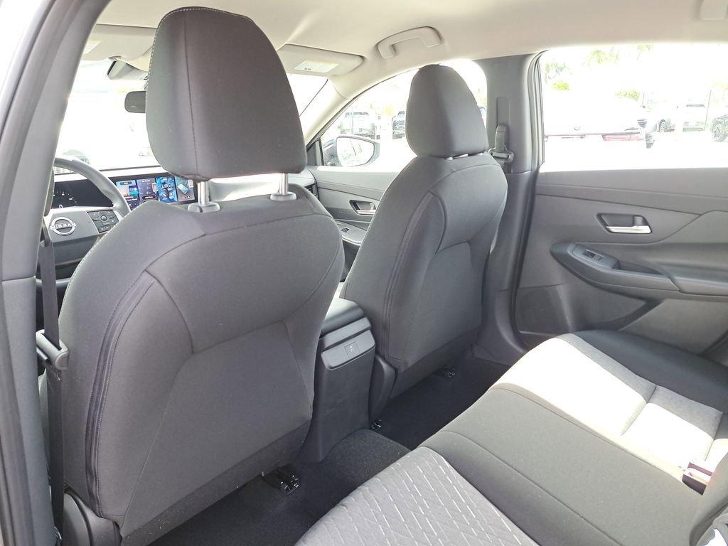 Nissan Sentra Sv - Thumbnail 12