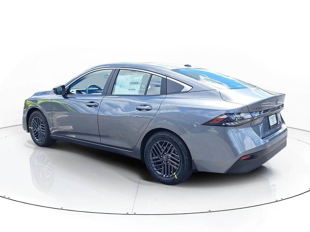 Nissan Sentra Sv - Thumbnail 6