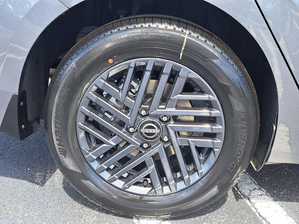 Nissan Sentra Sv - Thumbnail 9