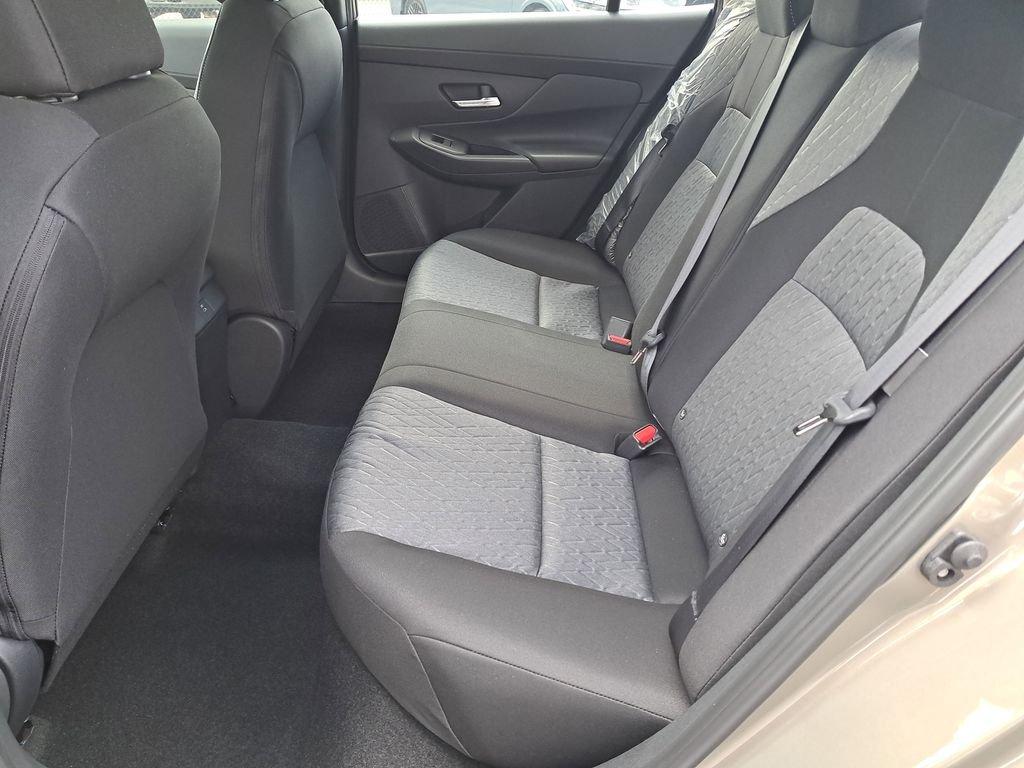 Nissan Sentra Sv - Thumbnail 13