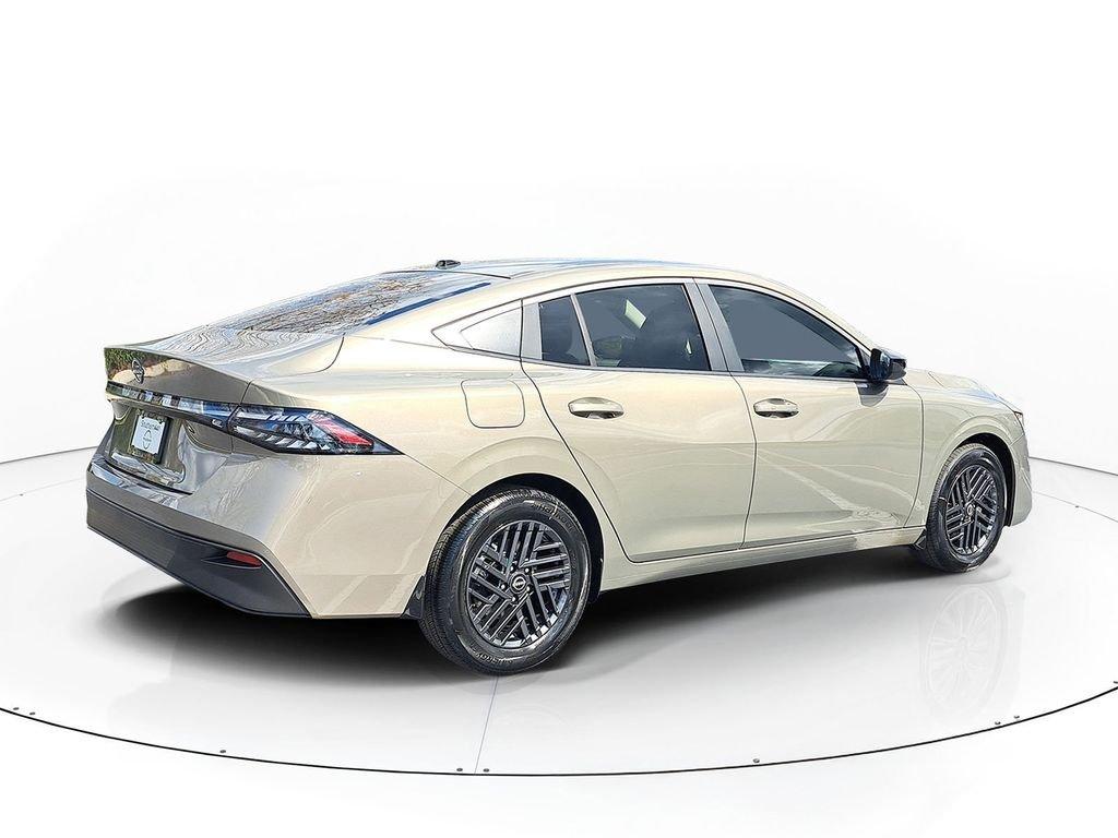 Nissan Sentra Sv - Thumbnail 8