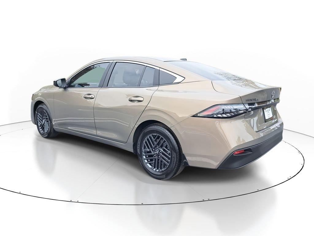 Nissan Sentra Sv - Thumbnail 6