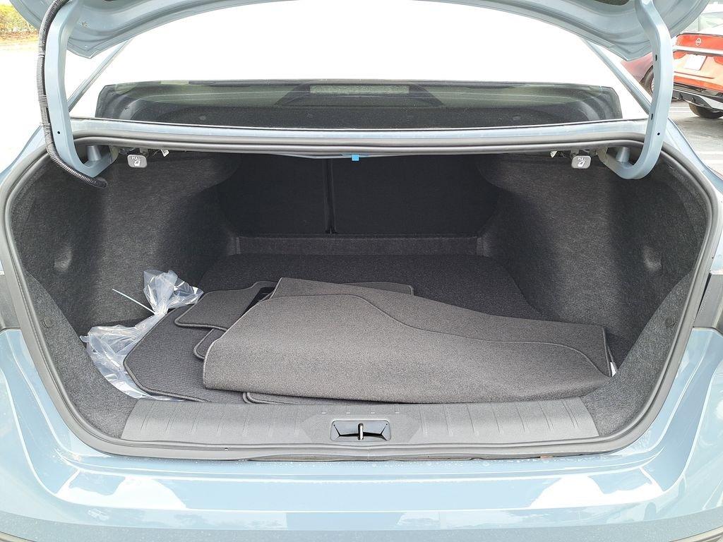 Nissan Sentra Sv - Thumbnail 11