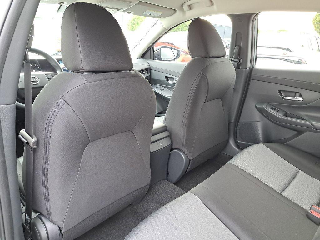 Nissan Sentra Sv - Thumbnail 12