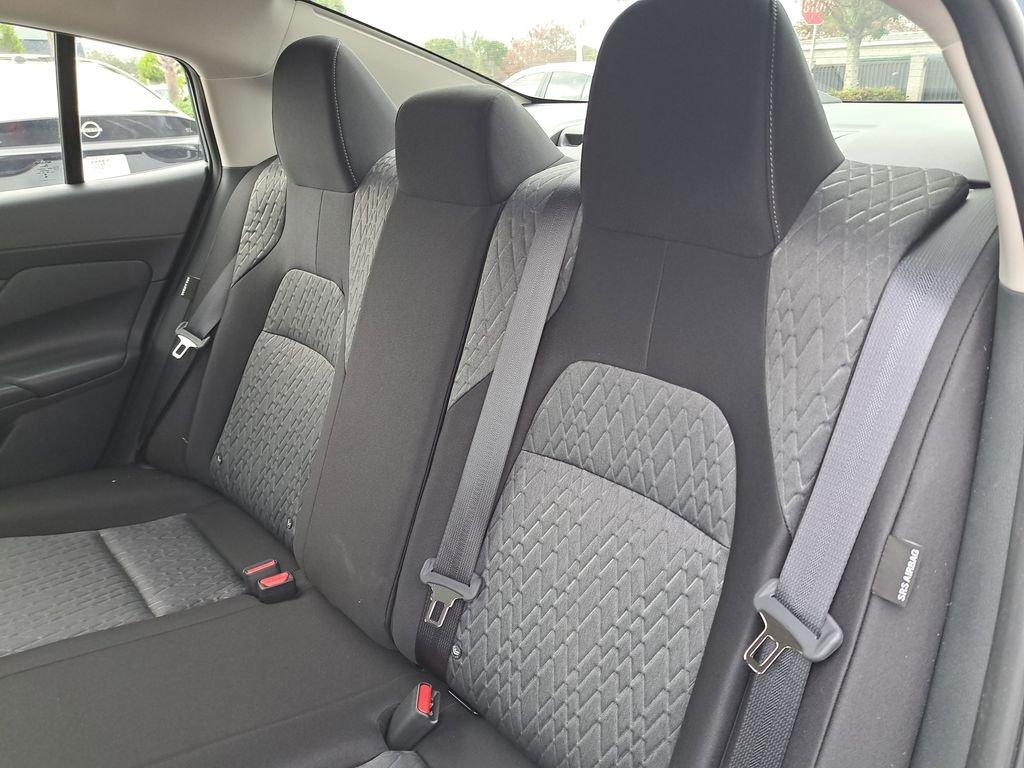 Nissan Sentra Sv - Thumbnail 14