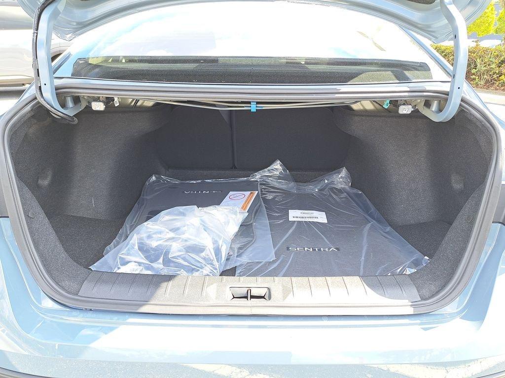 Nissan Sentra Sv - Thumbnail 11