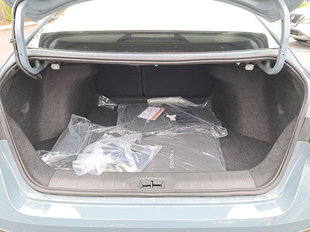 Nissan Sentra Sv - Thumbnail 11